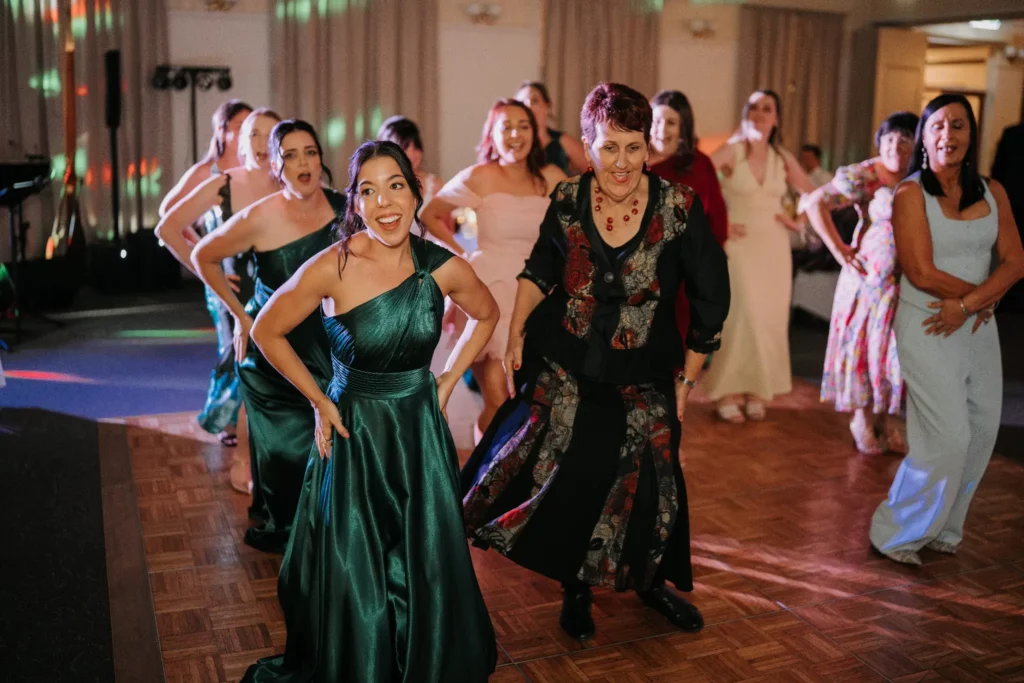 cairns wedding celebrant cairns north queensland affordable wedding celebrant cairns