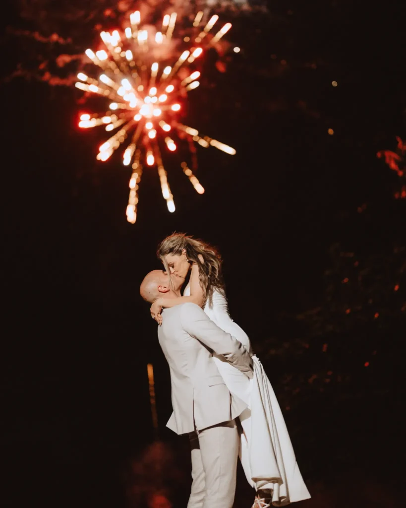 marriage celebrant port douglas cairns north queensland wedding mc cairns